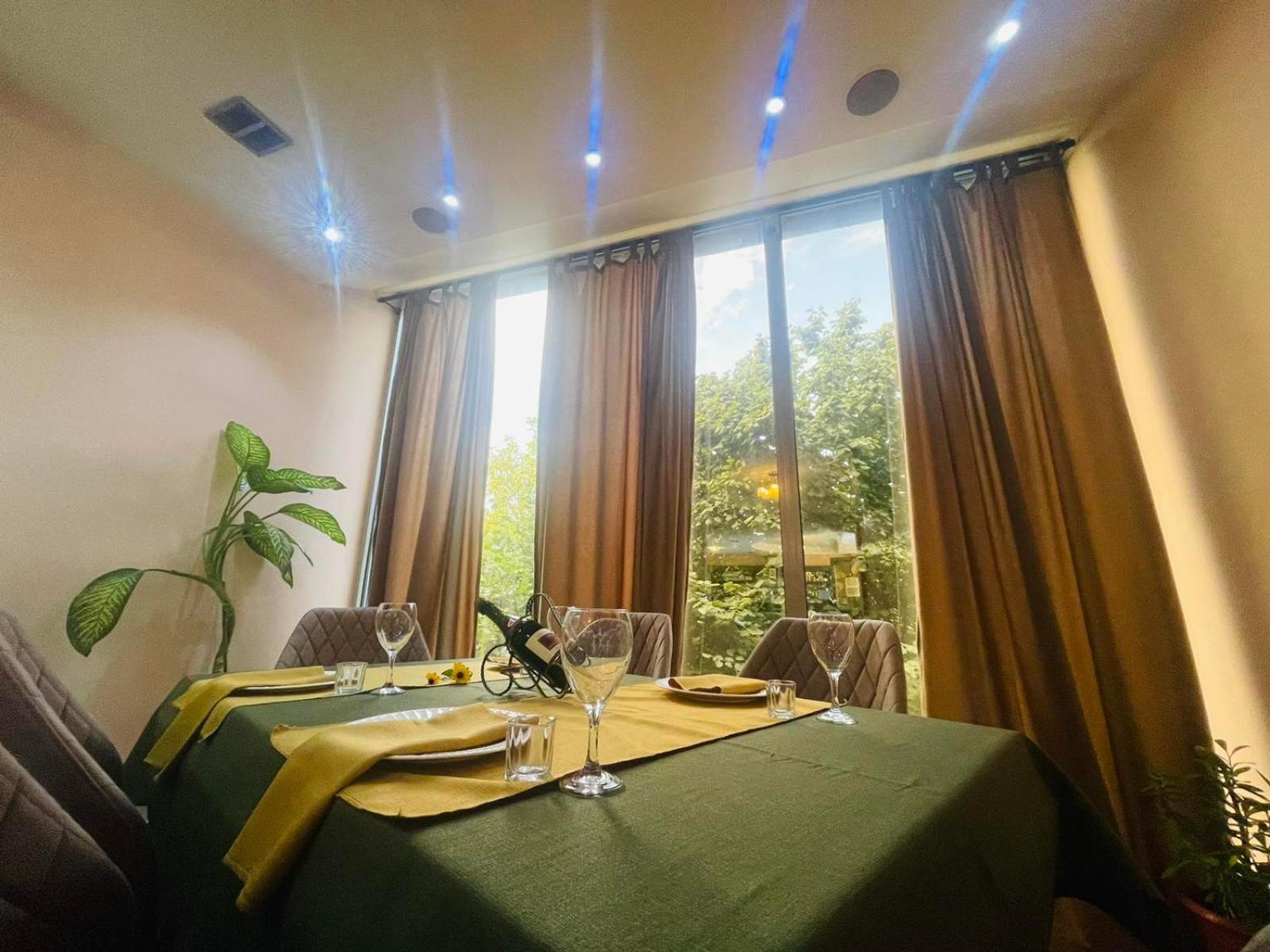 Hotel Konstantin Laplje Selo 외부 사진