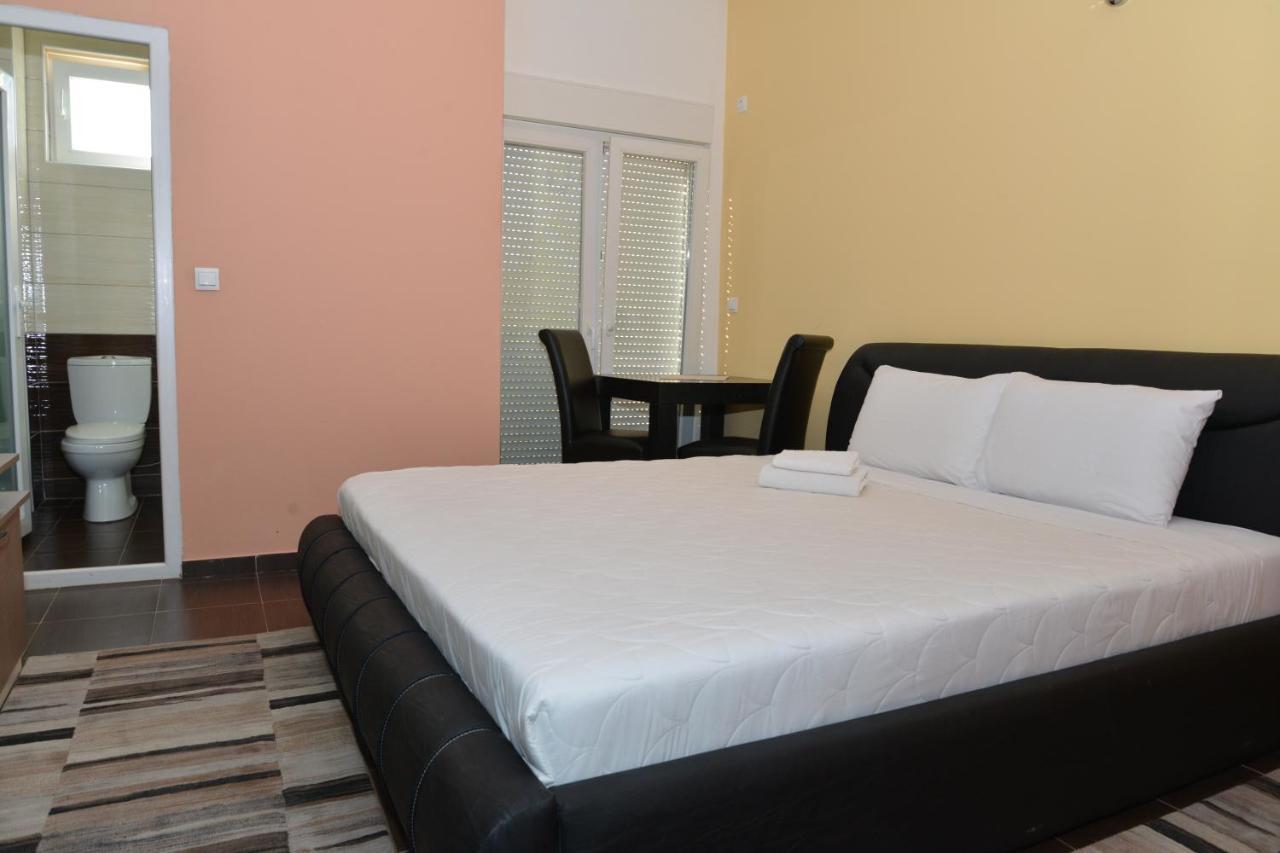 Hotel Konstantin Laplje Selo 외부 사진